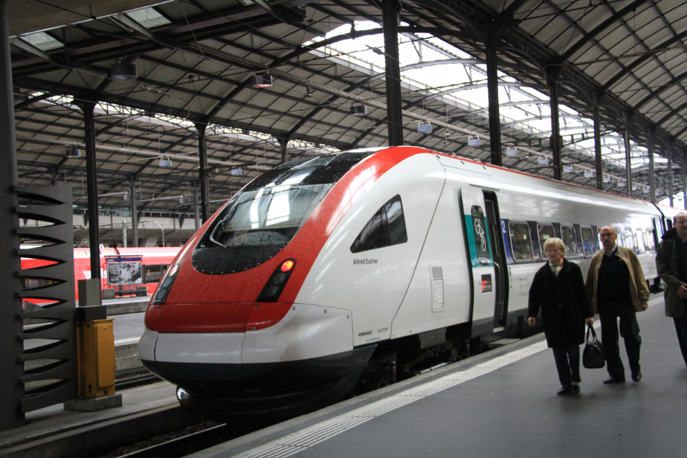 Bombardier ICN Tilting Train for Swiss Federal Railways (SBB)