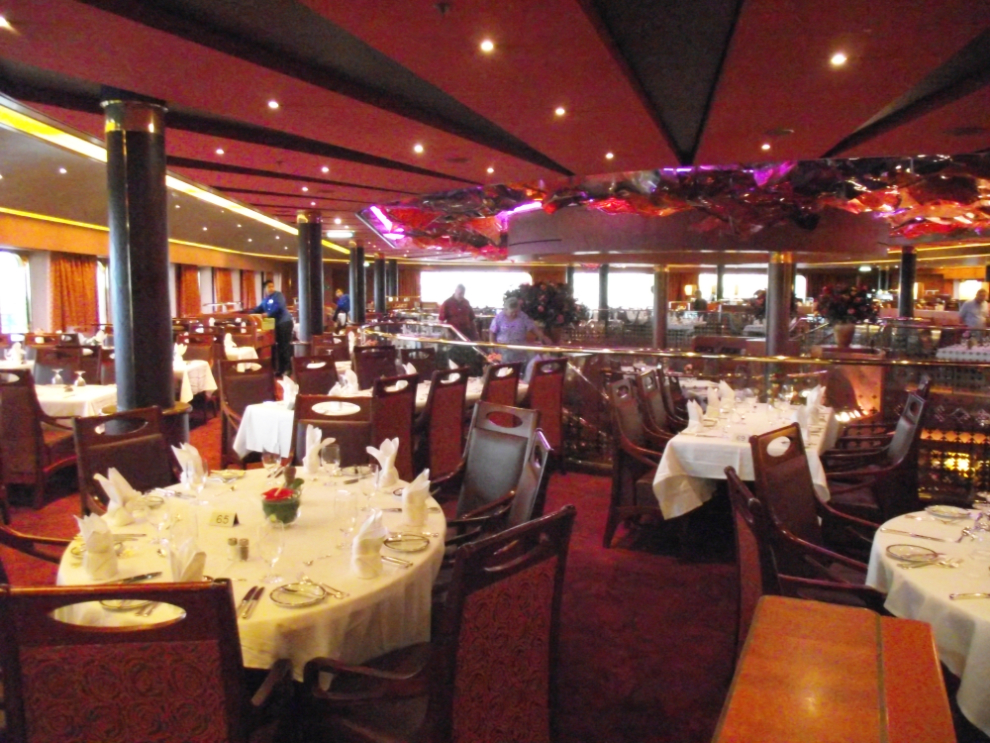 The Vista Dining Room on Holland America's cruise ship Noordam