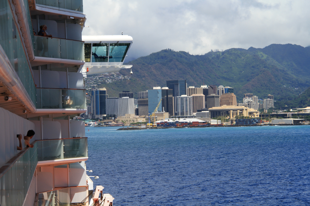Sailing into Honolulu