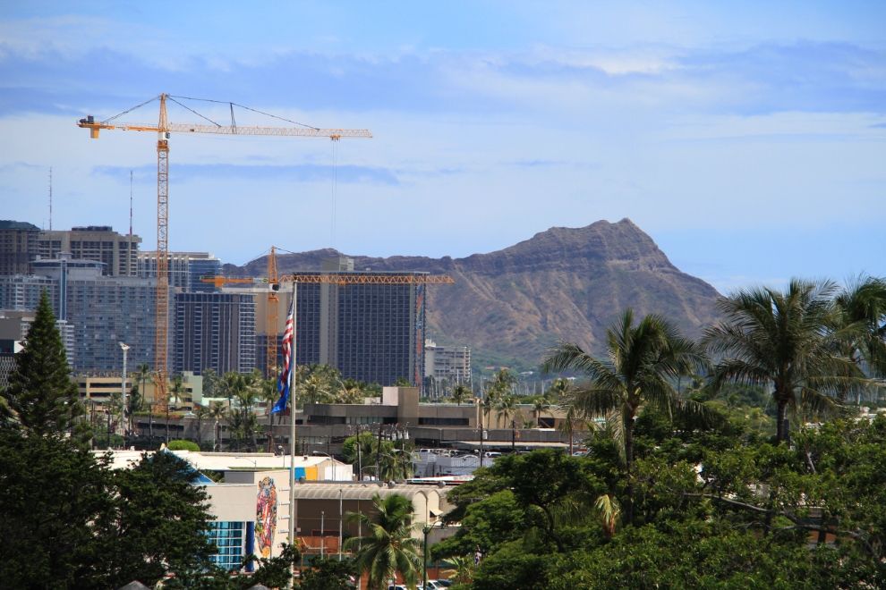 Honolulu and Diamond Head from the harbour