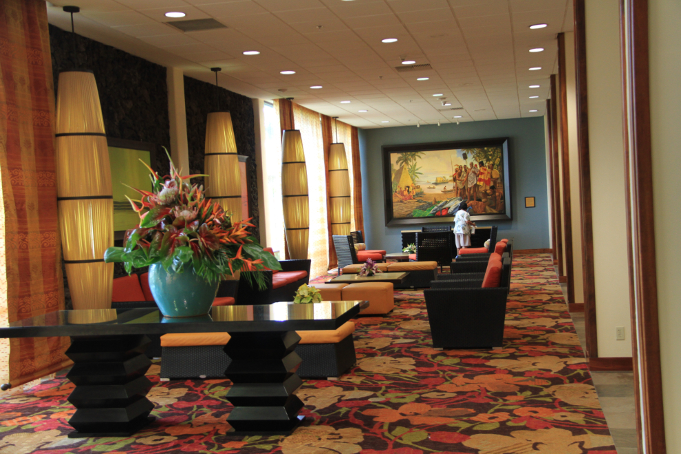 Lobby of the King Kamehameha Kona Beach Hotel