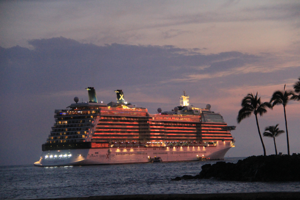The cruise ship Celebrity Solstice at Kailua-Kona (Kailua Village)