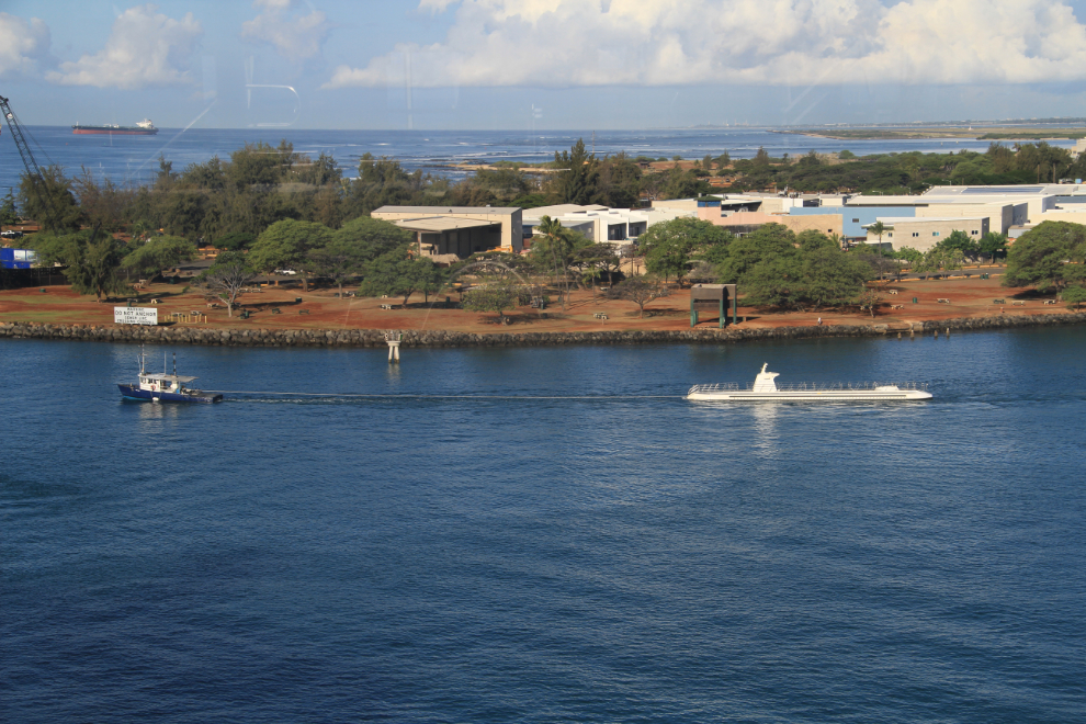 Atlantis tourist submarine at Honolulu, Hawaii