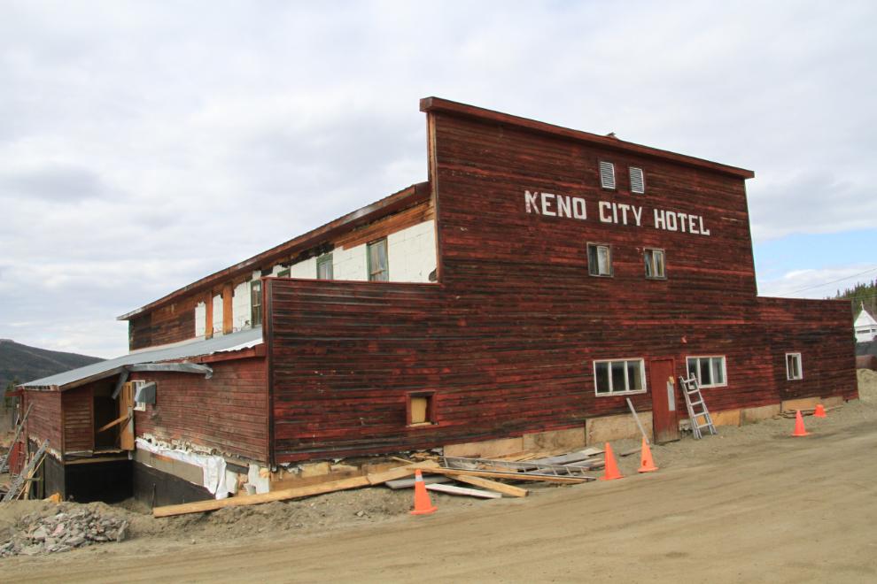 Keno Hotel - Keno City, Yukon