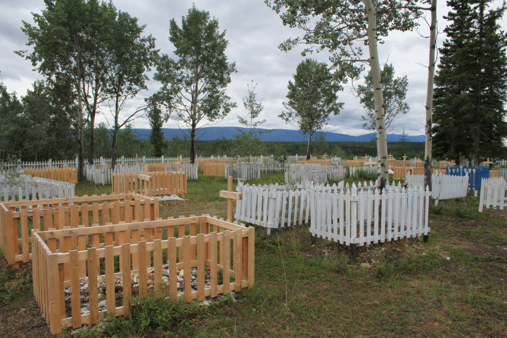 Na-Cho Nyak Dun cemetery at Mayo, Yukon