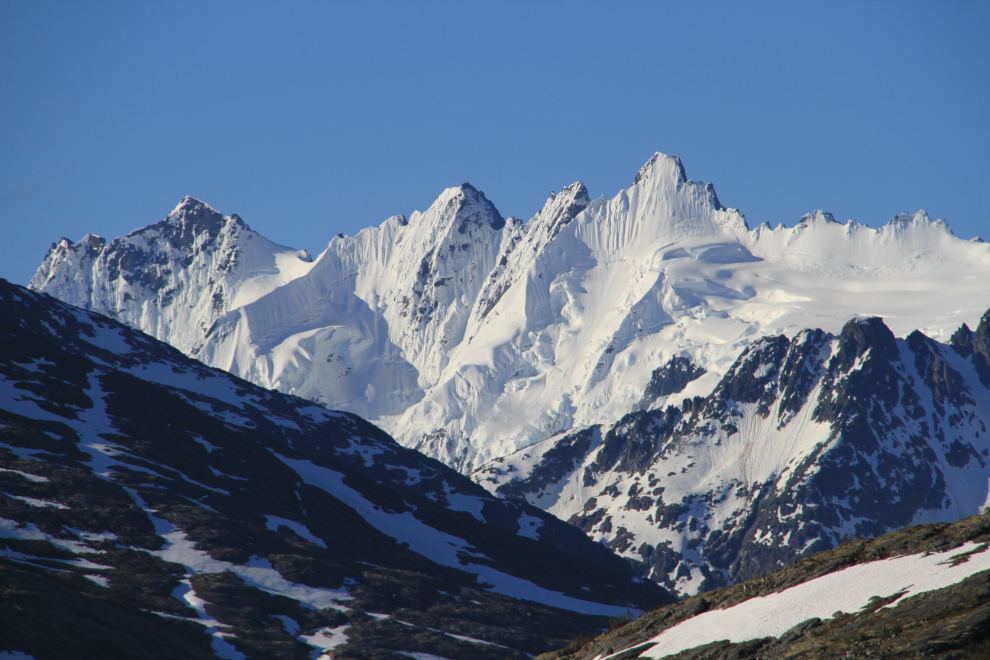 Glacier-studded peaks along the BC-Alaska border