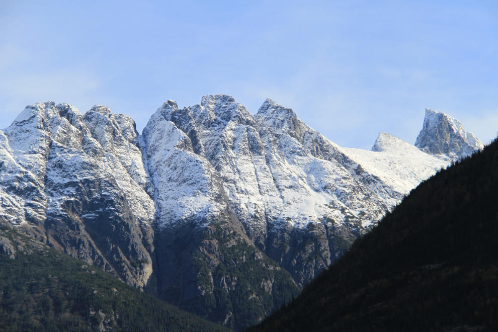 Snowy peaks along the South Klondike Highway