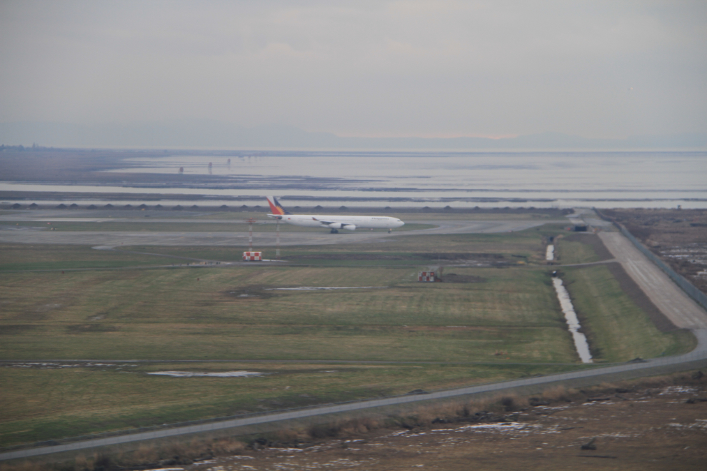 Landing at YVR, Vancouver
