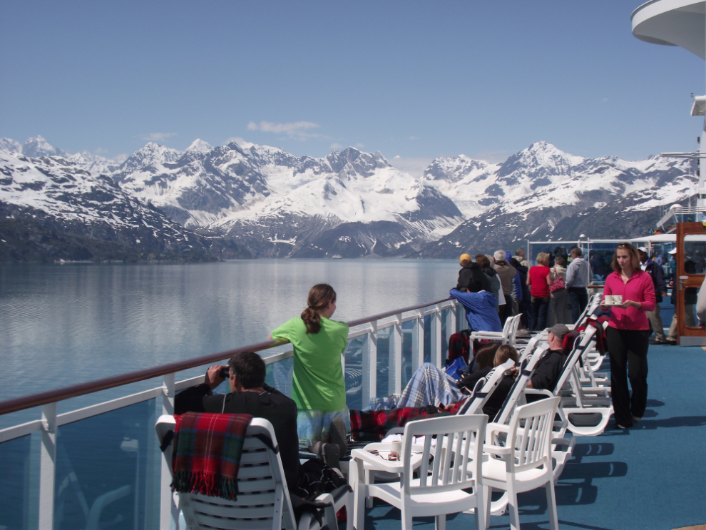 How's this for a welcome to Glacier Bay?