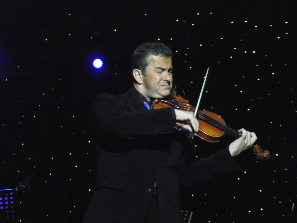 Mark Donohue playing violin on the cruise ship Noordam