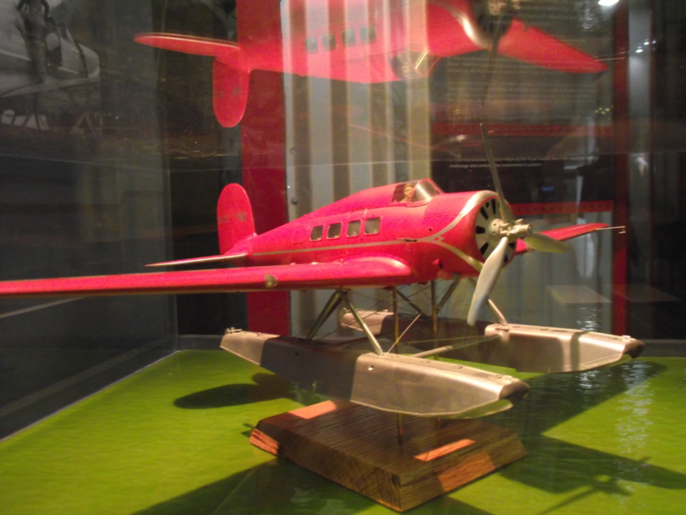 A model of Wiley Post's Lockheed Orion Sirius Explorer