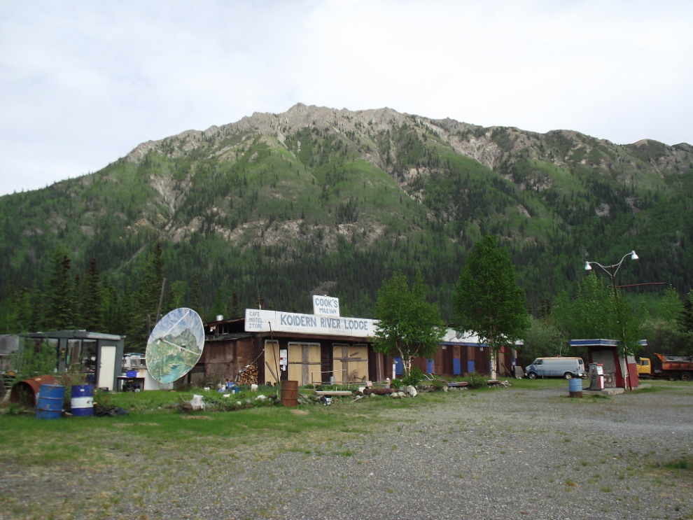Koidern River Lodge, Alaska Highway
