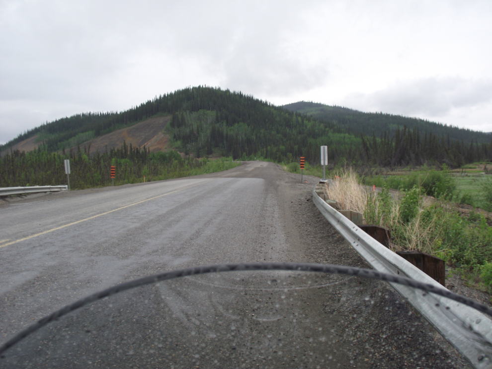 Mirror Creek, Km 1883, Alaska Highway