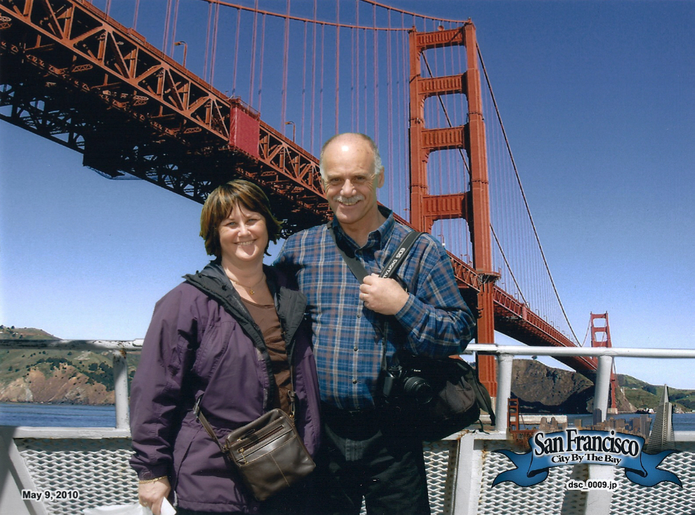 Cathy Small and Murray Lundberg at the Golden Gate Bridge