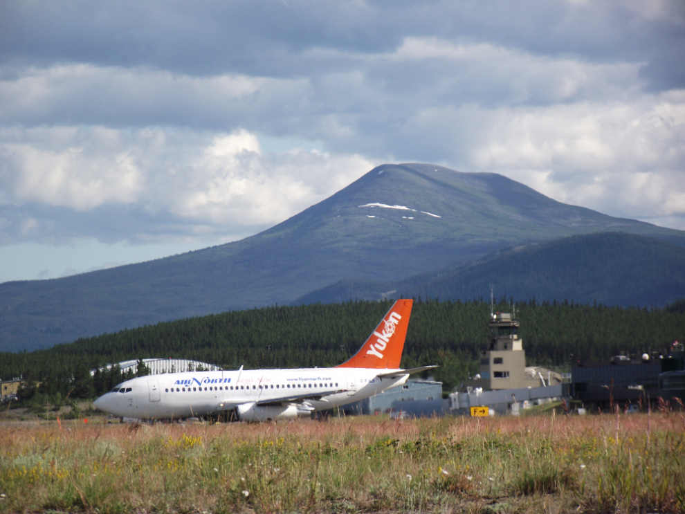 Air North's Boeing 737 C-FJLB at YXY