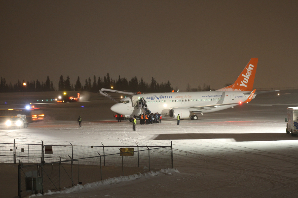 Yukon aircraft - an Air North Boeing 737