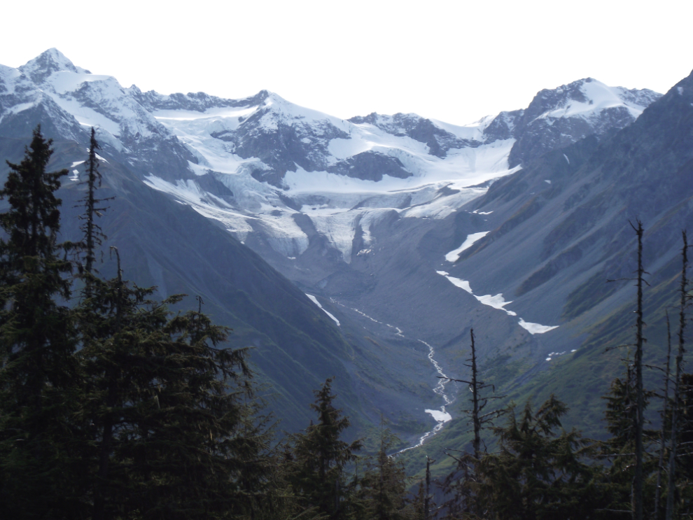 Glaciers along the Haines Road