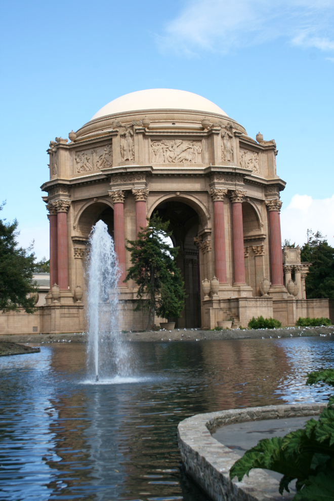 The Palace of Fine Arts in San Francisco