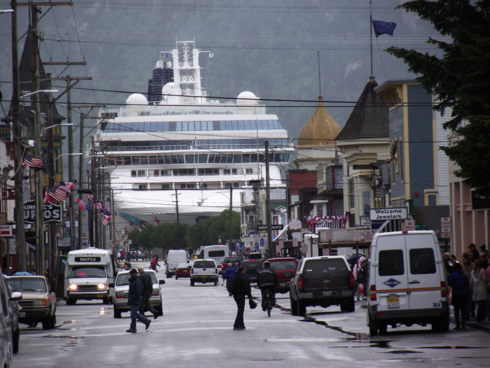 Looking down Broadway at Skagway, with the Norwegian Star at dock