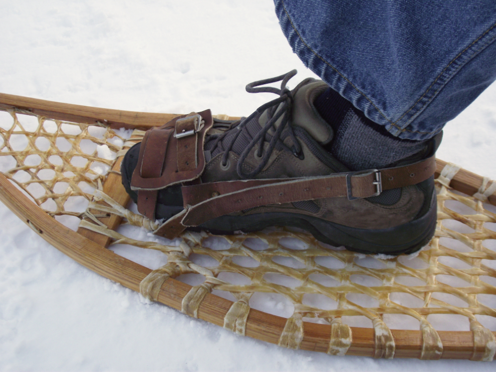 Traditional snowshoes