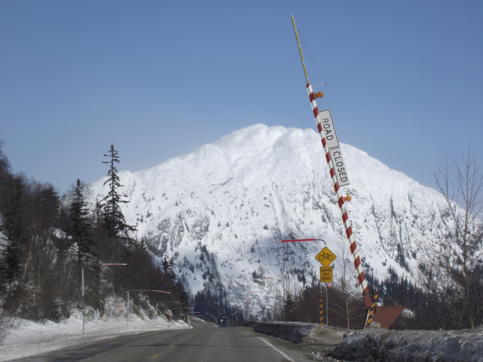 The South Klondike Highway in early March