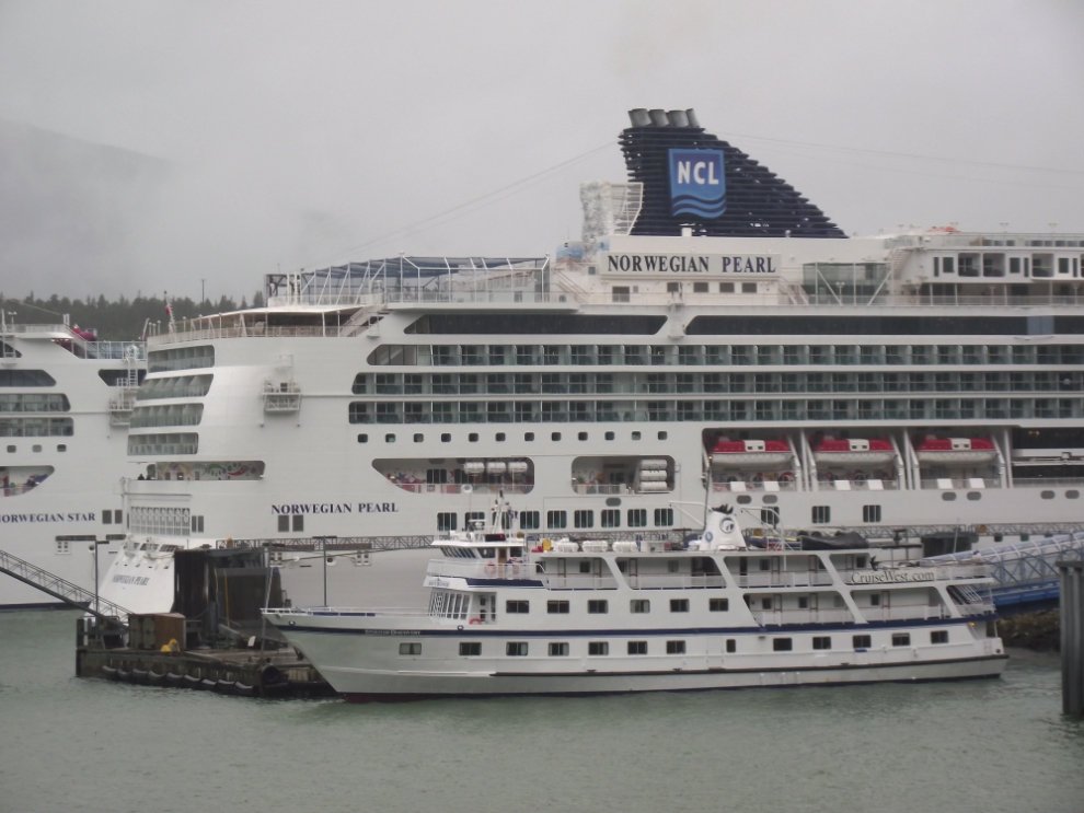 Cruise West's little Spirit of Discovery, and the Norwegian Pearl at rainy[Skagway