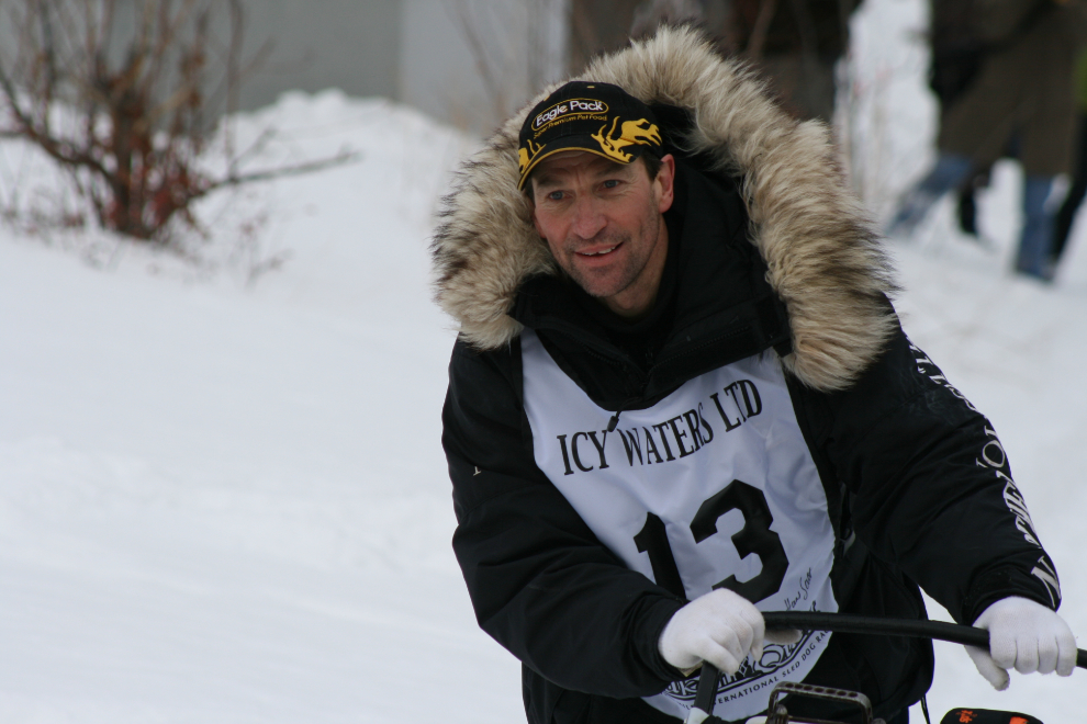 Hans Gatt nears the Yukon Quest 2010 finish line in first place