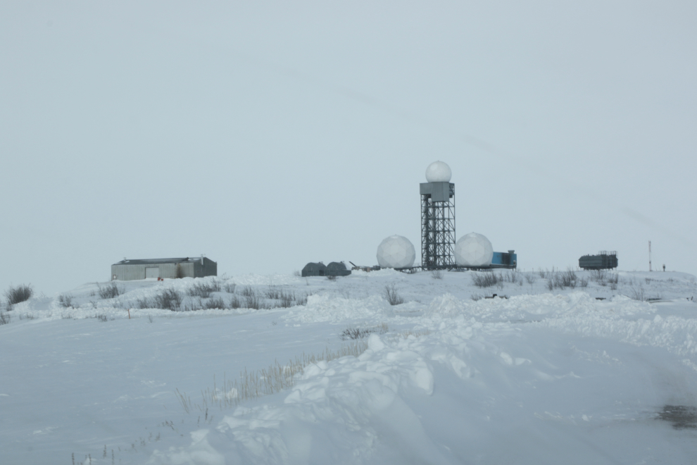 Short Range Radar (SRR) facility at Tuktoyaktuk, NWT.