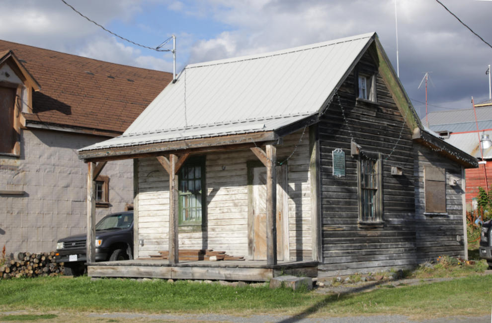 The 1902 Discovery jail, now in Atlin, BC.