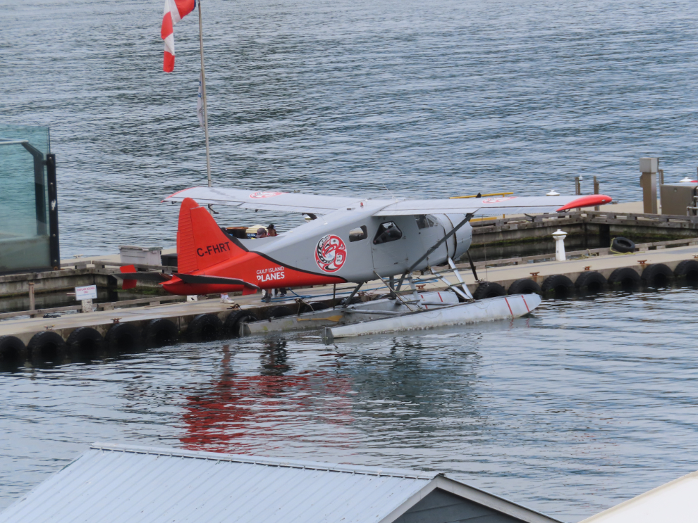 C-FHRT, a 1958 de Havilland DHC-2 Beaver operated by Gulf Island Seaplanes, seen at the Coal Harbour float plane base in Vancouver.