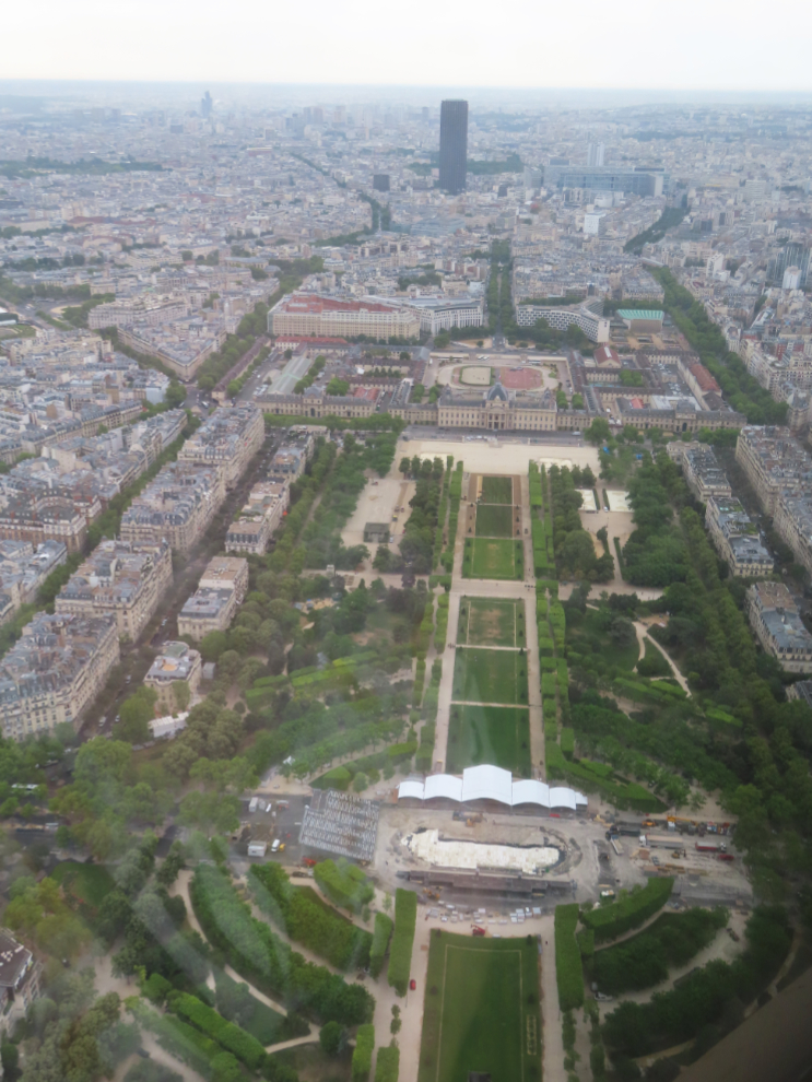 The view from the Eiffel Tower to the southeast, across Champ de Mars to the Montparnasse Tower.