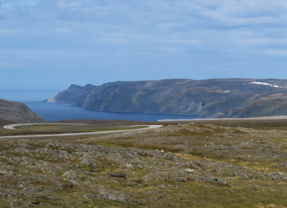 The beautiful coast on the 33-km drive from Honningsvag to Nordkapp, Norway.