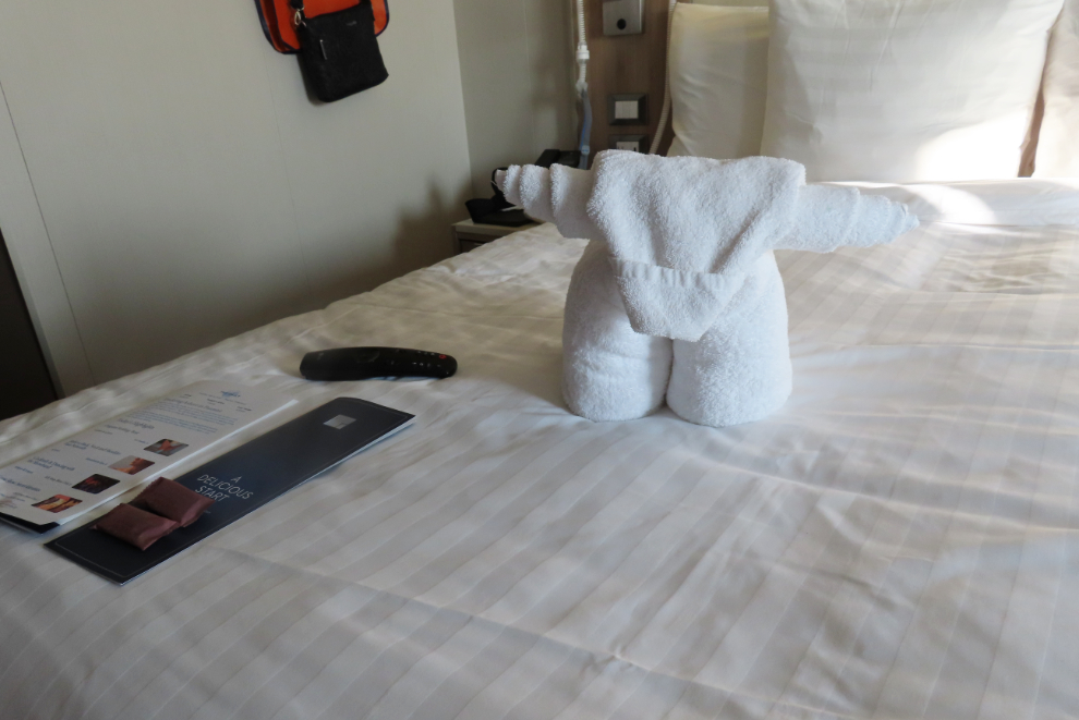 A towel-animal cow in our cabin on the Holland America cruise ship Nieuw Statendam.