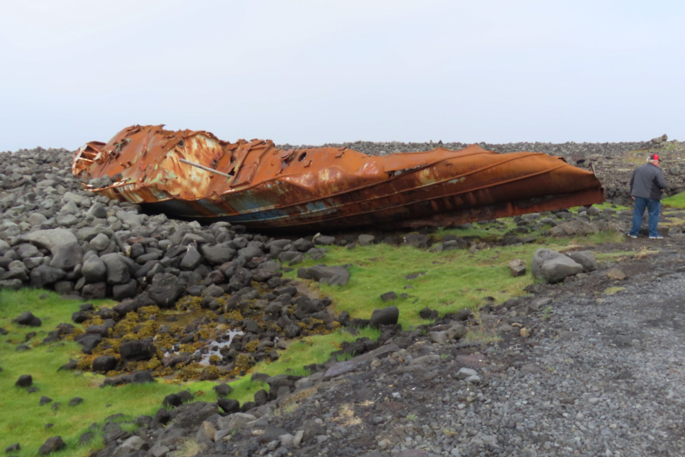 The wreck of the fishing boat Hrafn Sveinbjarnarson III, which went aground on the west side of the Hopsnes Peninsula in Iceland on February 12, 1988.