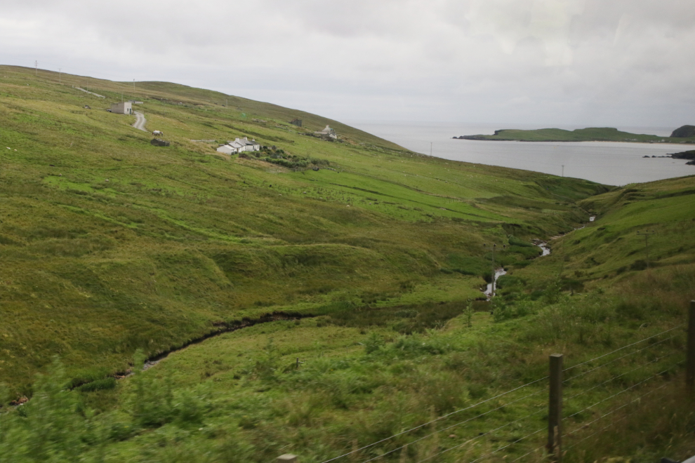 A coastal scene on a road trip in southern Shetland.