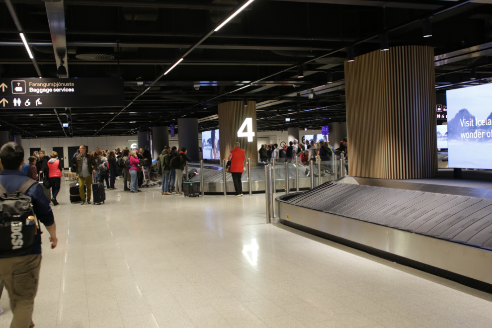 The bggage carousels at Reykjavík–Keflavík Airport (KEF).