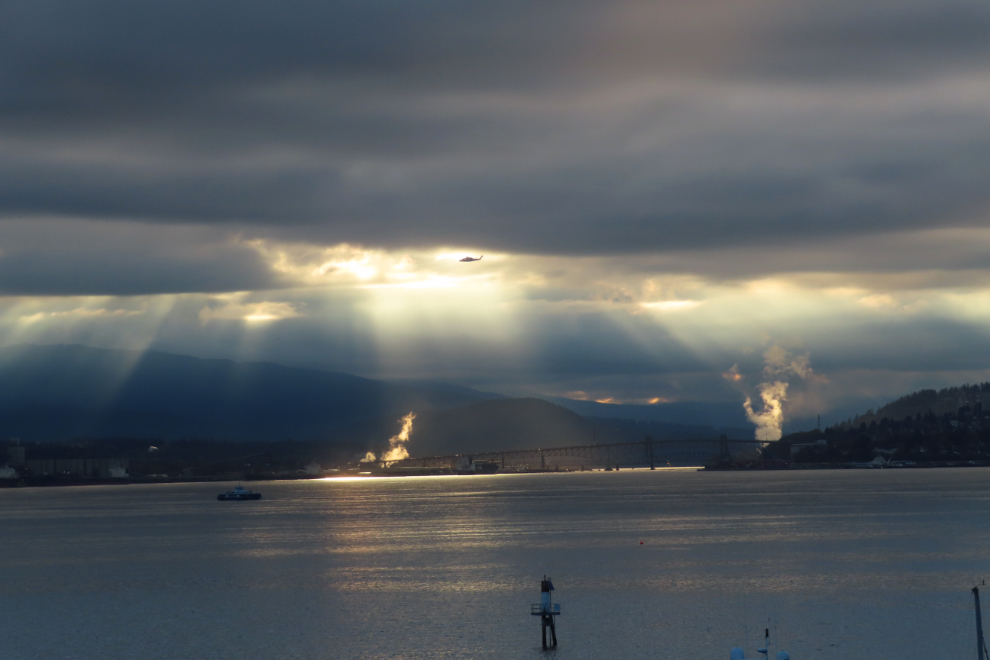 God-beam morning light at the Ironworkers Memorial Bridge in Vancouver.