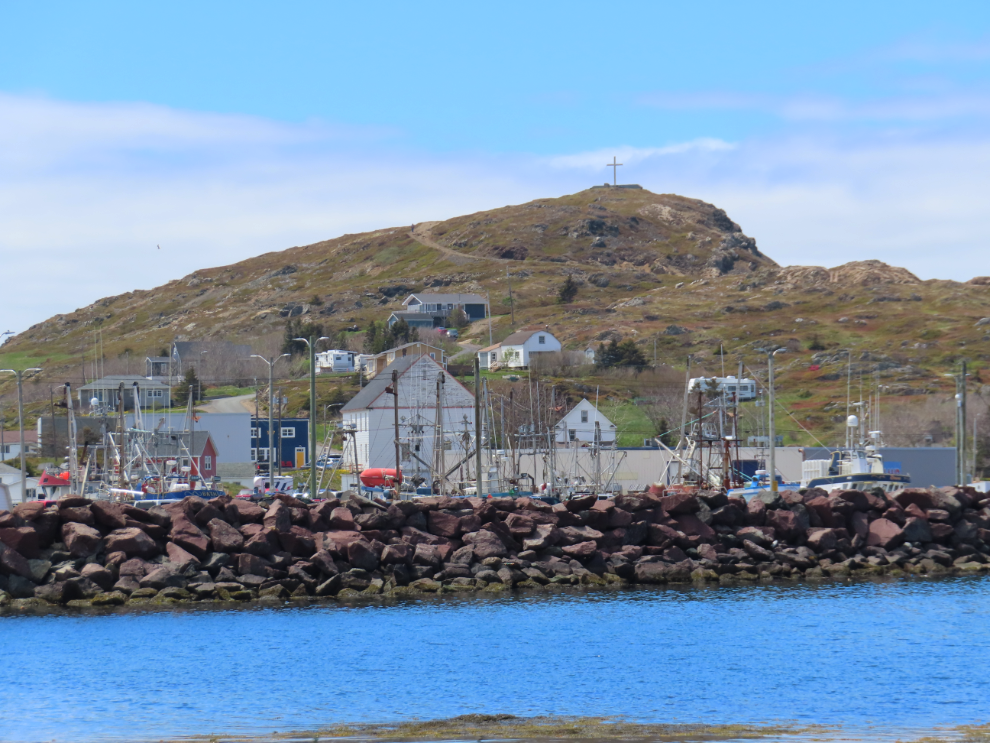 The monument at Smith's Lookout in Twillingate.
